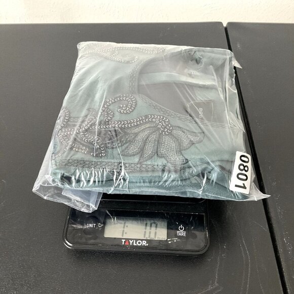 BCBGMaxazria Top Women S Green Embroidered Faux Suede Sequins Cropped Festive - Picture 9 of 12